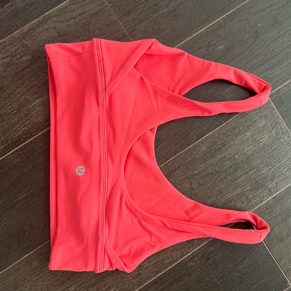 Lululemon Orange Bra size 6 - new without tags (never worn)